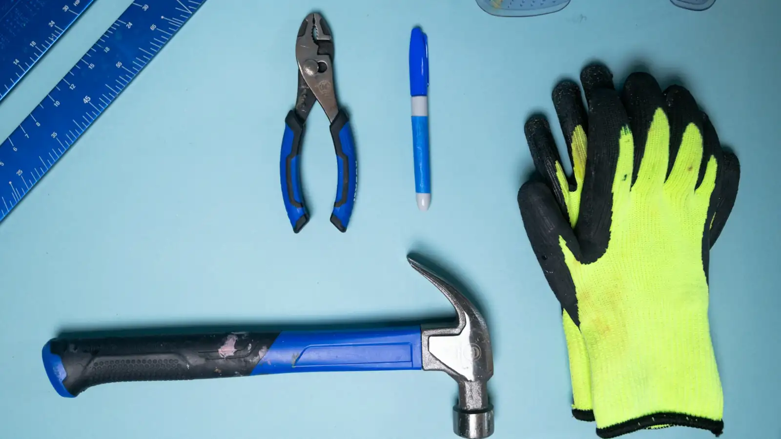 Headerbild zu sinnvollen KI-Anwendungen im Marketing für KMU
